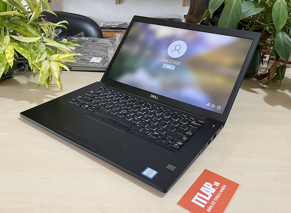  Dell Latitude 7490 i7 