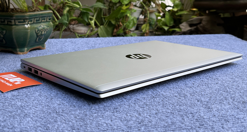HP Probook 635 Aero G8