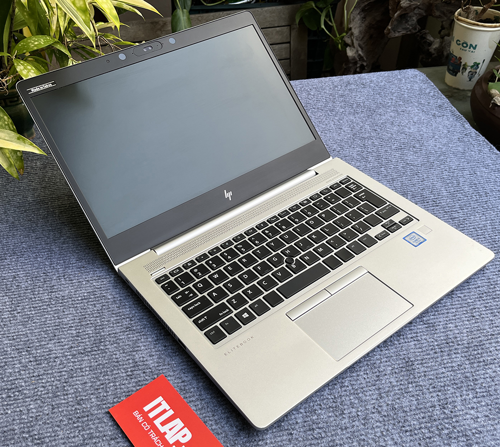 HP EliteBook 830 g6