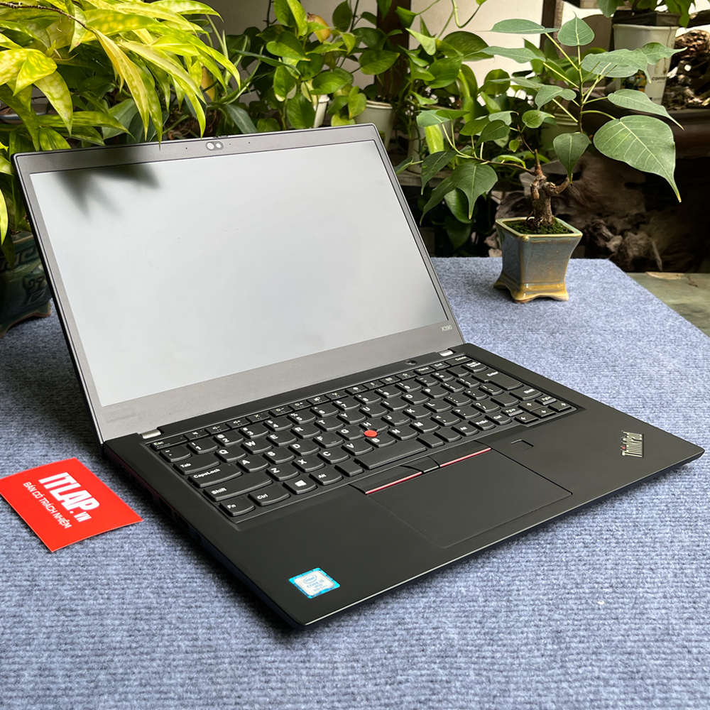 Lenovo ThinkPad X390 Core i5-8265U 